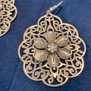 Silver Filigree Flower Dangle Earrings